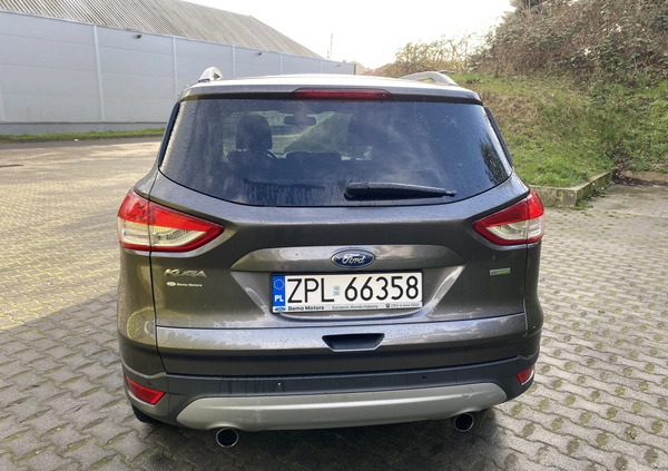 Ford Kuga cena 55000 przebieg: 118724, rok produkcji 2015 z Szczecin małe 667